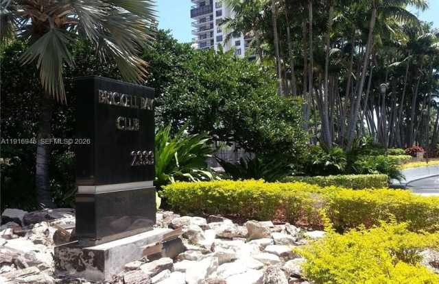 2333 Brickell Ave photos photos