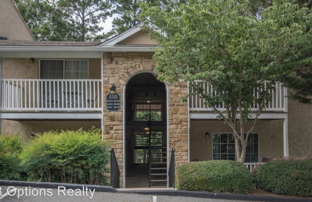3120 Seven Pines Ct Unit 305 - 3120 Seven Pines Ct, Vinings, GA 30339