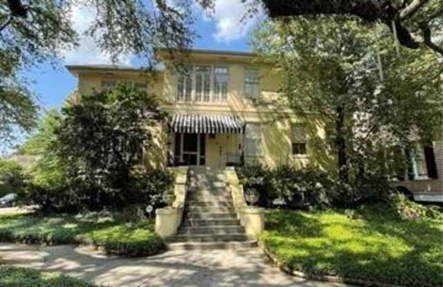 5131 ST CHARLES Avenue photos photos
