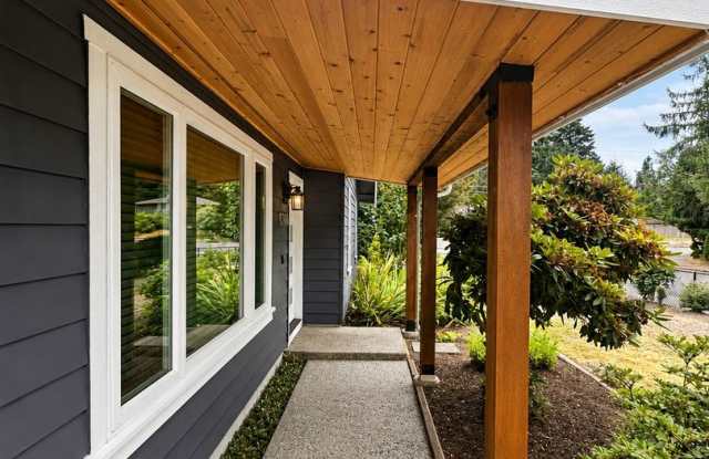 3Bd/1.5Ba Kirkland Home Gallery 3