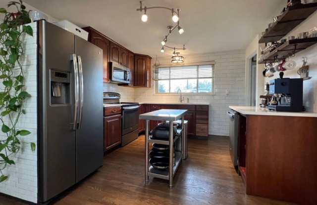 Spacious 3-Bedroom Home with Bonus Room, 2-Car Garage & Beautiful Fenced Backyard Gallery 3
