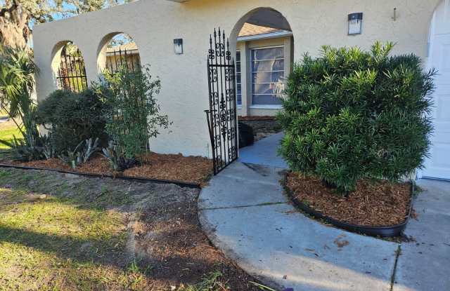 5470 Ashland Drive Gallery 2