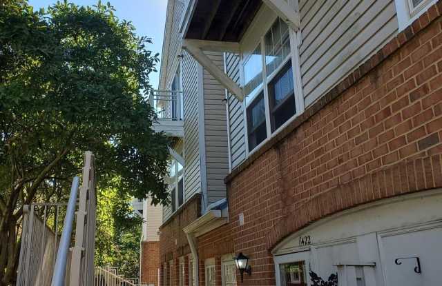 6422 BAYBERRY Court Gallery 2