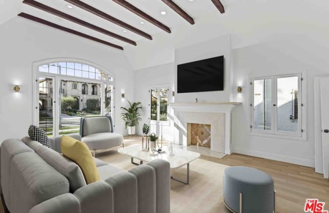 316 S Canon Dr - 316 South Canon Drive, Beverly Hills, CA 90212