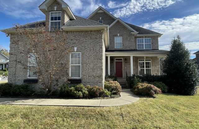 426 Creekview Drive - 426 Creekview Drive, Murfreesboro, TN 37128