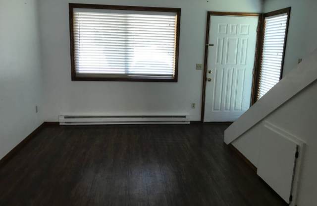 2810 S Abbs Ln Gallery 3