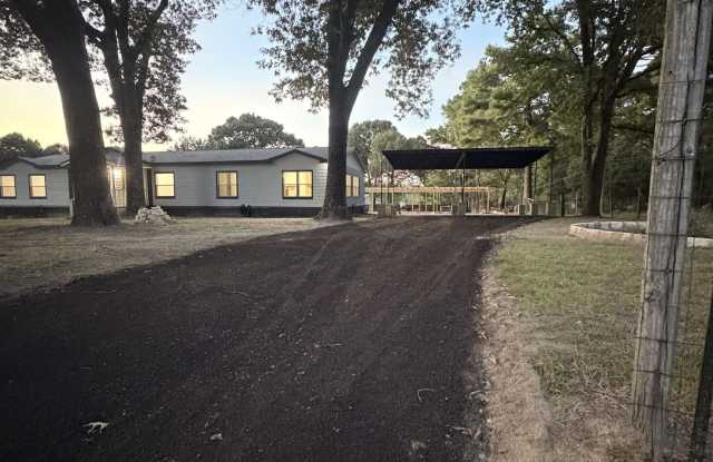 5611 Holiday Hills Gallery 1