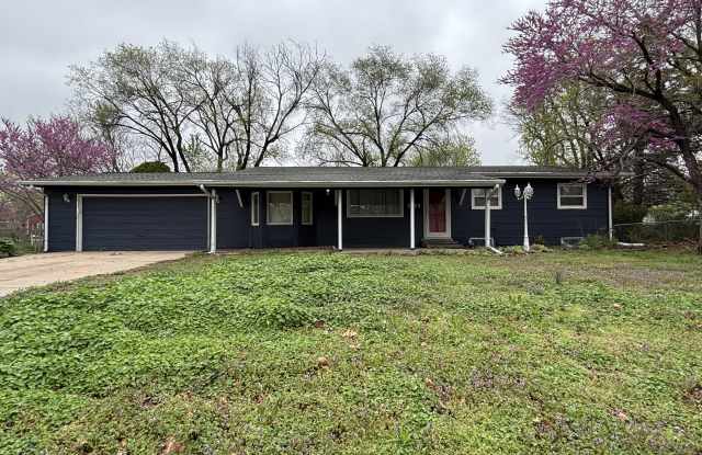 3300 W 8th St N - 3300 West 8th Street North, Wichita, KS 67203