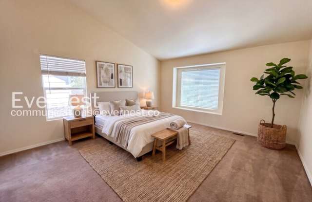 7324 Edgebrook Drive Gallery 3