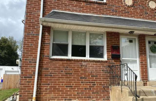 25 S SYLVANIA AVENUE - 25 South Sylvania Avenue, Rockledge, PA 19046