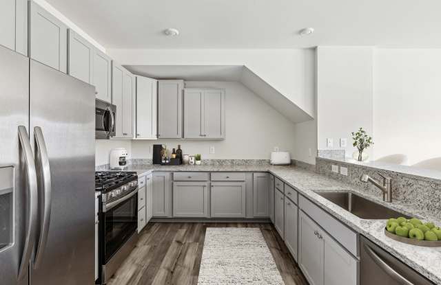 Refinery Townhomes Gallery 3
