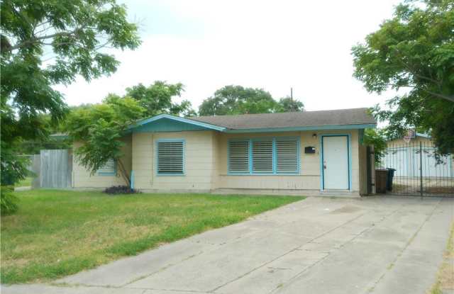 4225 Warwick Drive - 4225 Warwick Drive, Corpus Christi, TX 78411 4225 Warwick Drive - 4225 Warwick Drive, Corpus Christi, TX 78411
