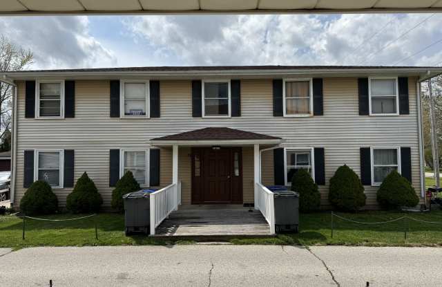 3311 Main Ave. Apt. #102 - 3311 Main Avenue, Sheboygan, WI 53083