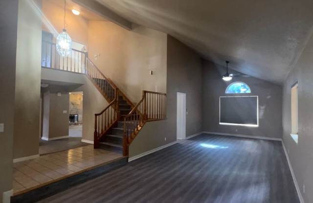 3426 Glen Ellen- Rolling Hills Gallery 4