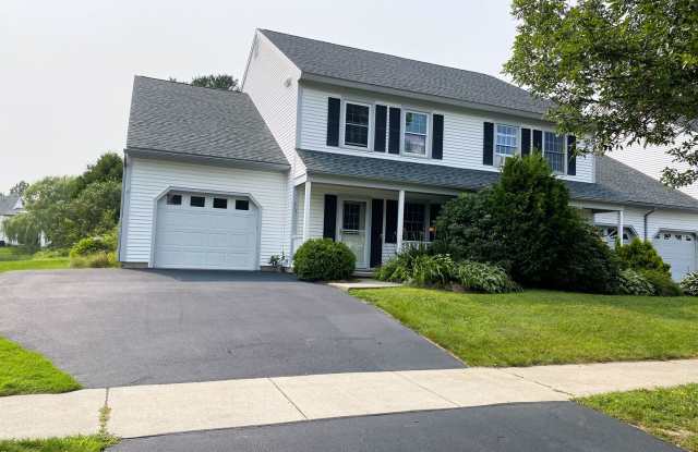 4BD/1.5BA S. Burlington Townhome - 2101 Brand Farm Drive, South Burlington, VT 05403