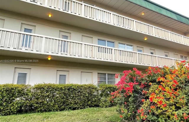1420 Atlantic Shores Blvd photos photos
