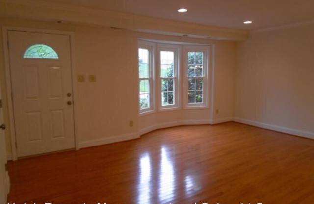 5356 Anchor Court Gallery 3
