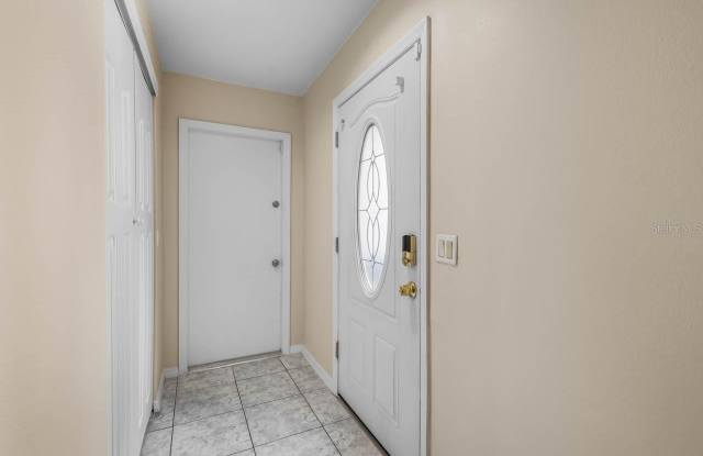 4010 HUXFORD Court Gallery 3