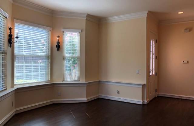 6638 Rue Chateau Street North - 6638 Rue Chateau Street North, Benbrook, TX 76132