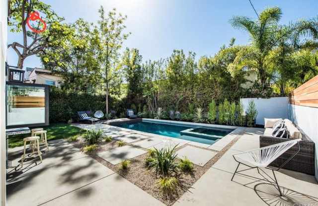 751 N Fuller Avenue - 751 North Fuller Avenue, Los Angeles, CA 90046