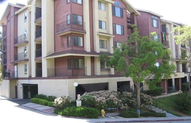 3980 Faircross Pl - 3980 Faircross Place, San Diego, CA 92115
