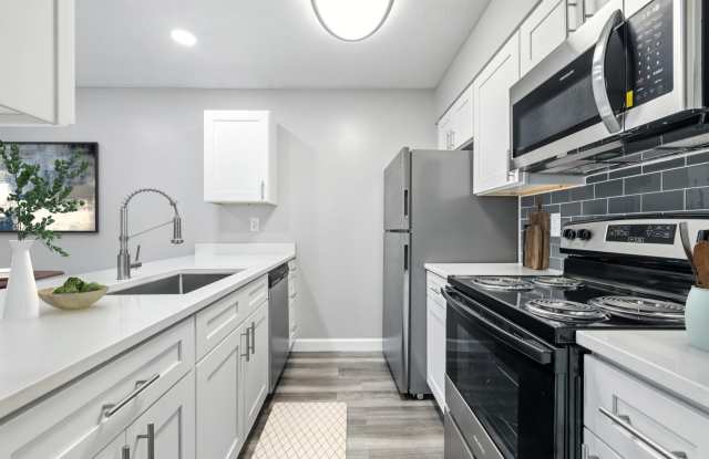 Hanna Village Apartments Gallery 3