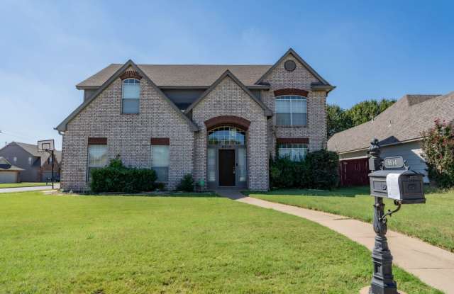 Beautiful 4 Bed 2.5 Bath Rental in Tulsa! photos photos