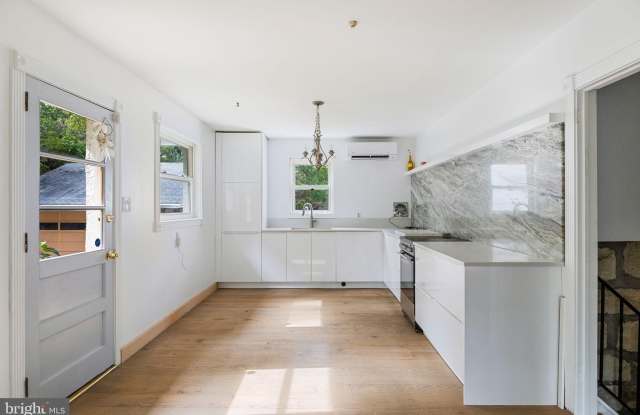 601 CATHCART Road Gallery 4