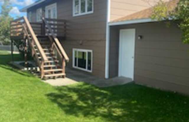 339 Aristocrat Drive photos photos 339 Aristocrat Drive photos photos