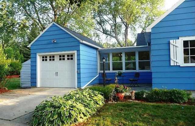 Now Leasing! Charming Home in One of Madison’s Best Neighborhoods photos photos Now Leasing! Charming Home in One of Madison’s Best Neighborhoods photos photos