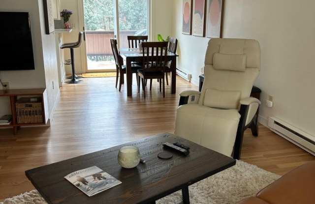 Fully Furnished Condo Near Downtown Bozeman & MSU Gallery 3