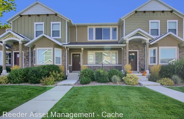 453 E 2170 N - 453 East 2170 North, North Logan, UT 84341