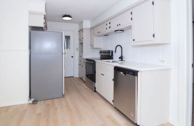1621 W Spruce Gallery 4