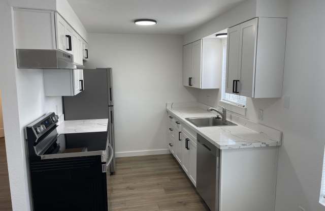 5610 South M Street - A Gallery 2