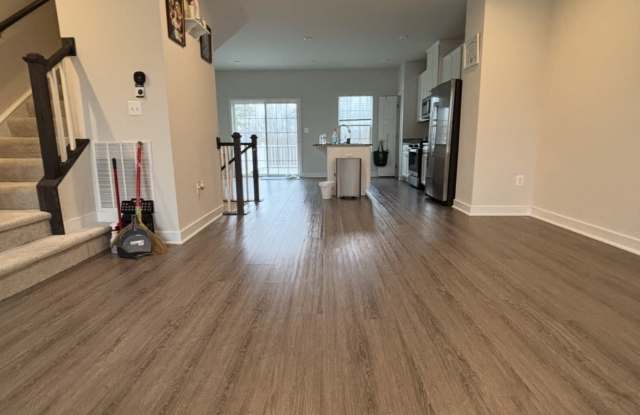 2408 Crescent Wy photos photos 2408 Crescent Wy photos photos