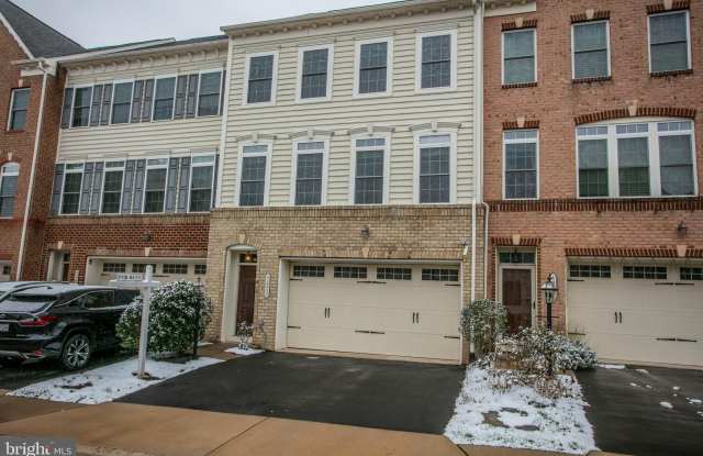 42607 OFFENHAM Terrace photos photos