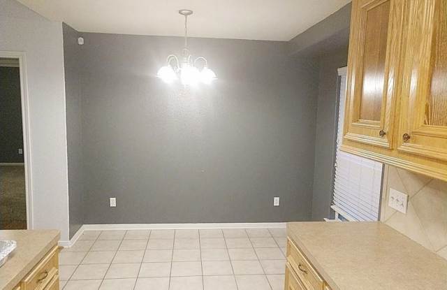 4226 Chisholm Trails Gallery 4