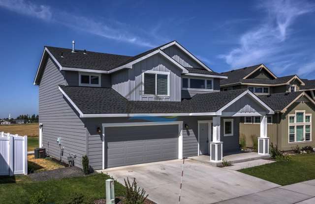 Beautiful 3 bed 2.5 bath Home in Post Falls photos photos