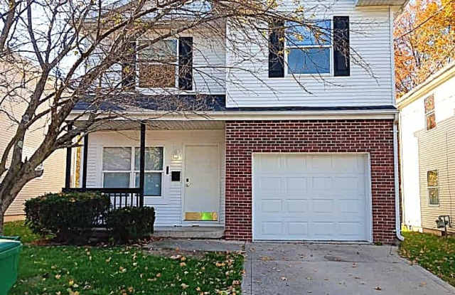 For Rent - Four-Bedroom Two-Bathroom Home Available NOW! - 17 North Freeman Street, Springfield, OH 45503