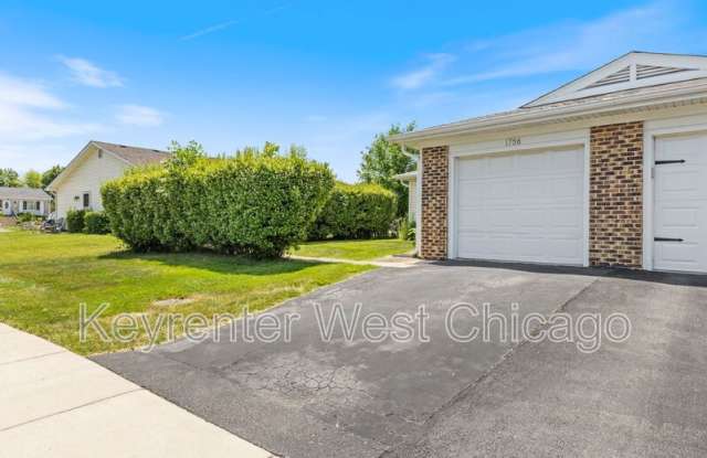 1756 Gilberto St photos photos