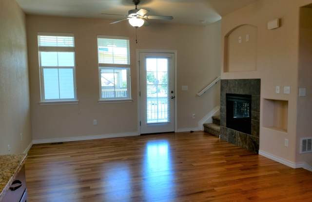 Coal Creek Village Townhome - Available September 1! - 731 Rawlins Way, Lafayette, CO 80026