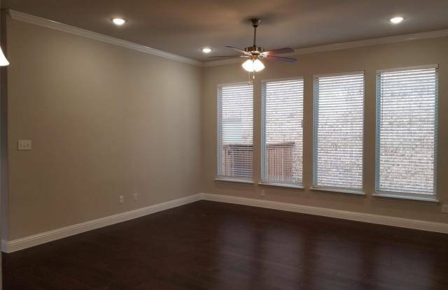 17558 Sequoia Drive Gallery 3