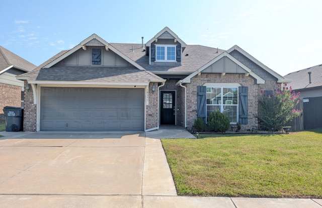 Chic 3 bedroom in Jenks with neighborhood park Gallery 1