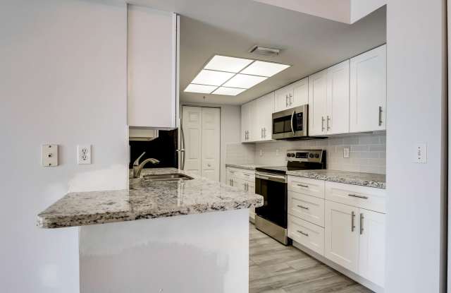 100 Crestwood Court N Gallery 3