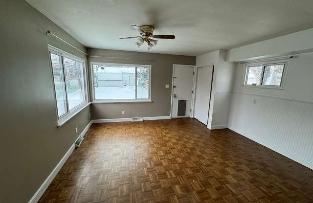 Beautiful updated home Gallery 4