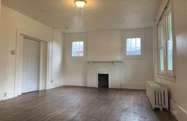 787 Willey Street Gallery 3