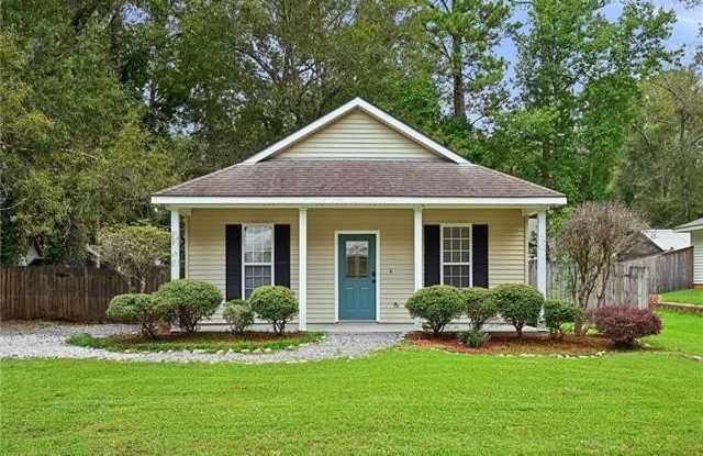 71033 SHADY LAKE Drive Gallery 1