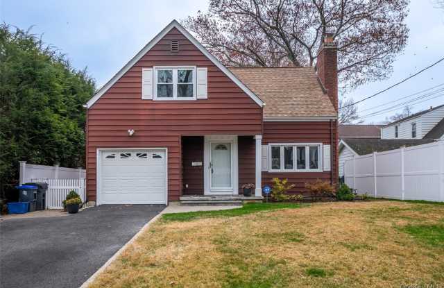 83 Stevenson Avenue - 83 Stevenson Avenue, Westchester County, NY 10530