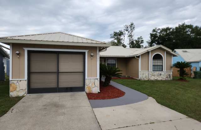 6105 West 2nd Manor Gallery 2
