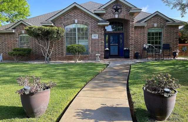 5827 Nicholas Circle - 5827 Nicholas Circle, Amarillo, TX 79109